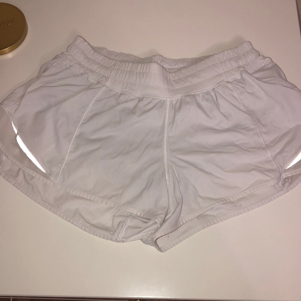 Lululemon white hotty hot short